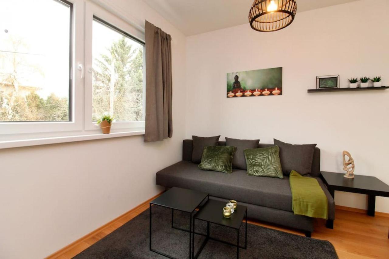 Modern Balcony With Free Parking * Vienne