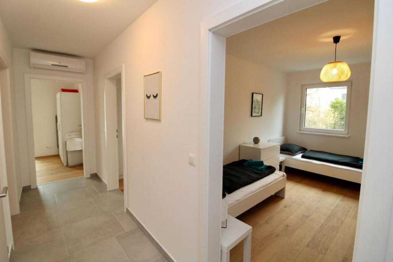 Modern Balcony With Free Parking Appartement